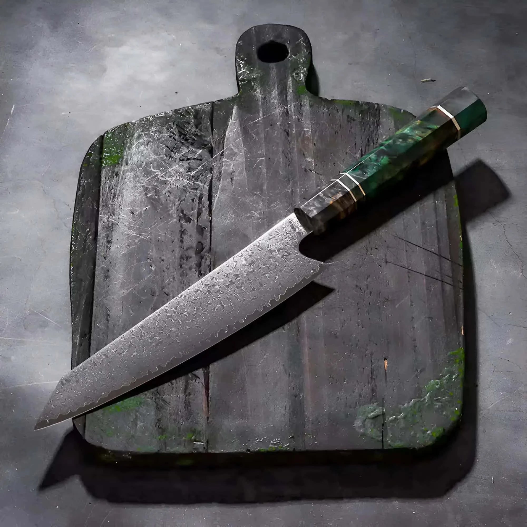 In poza este prezentat cutitul.