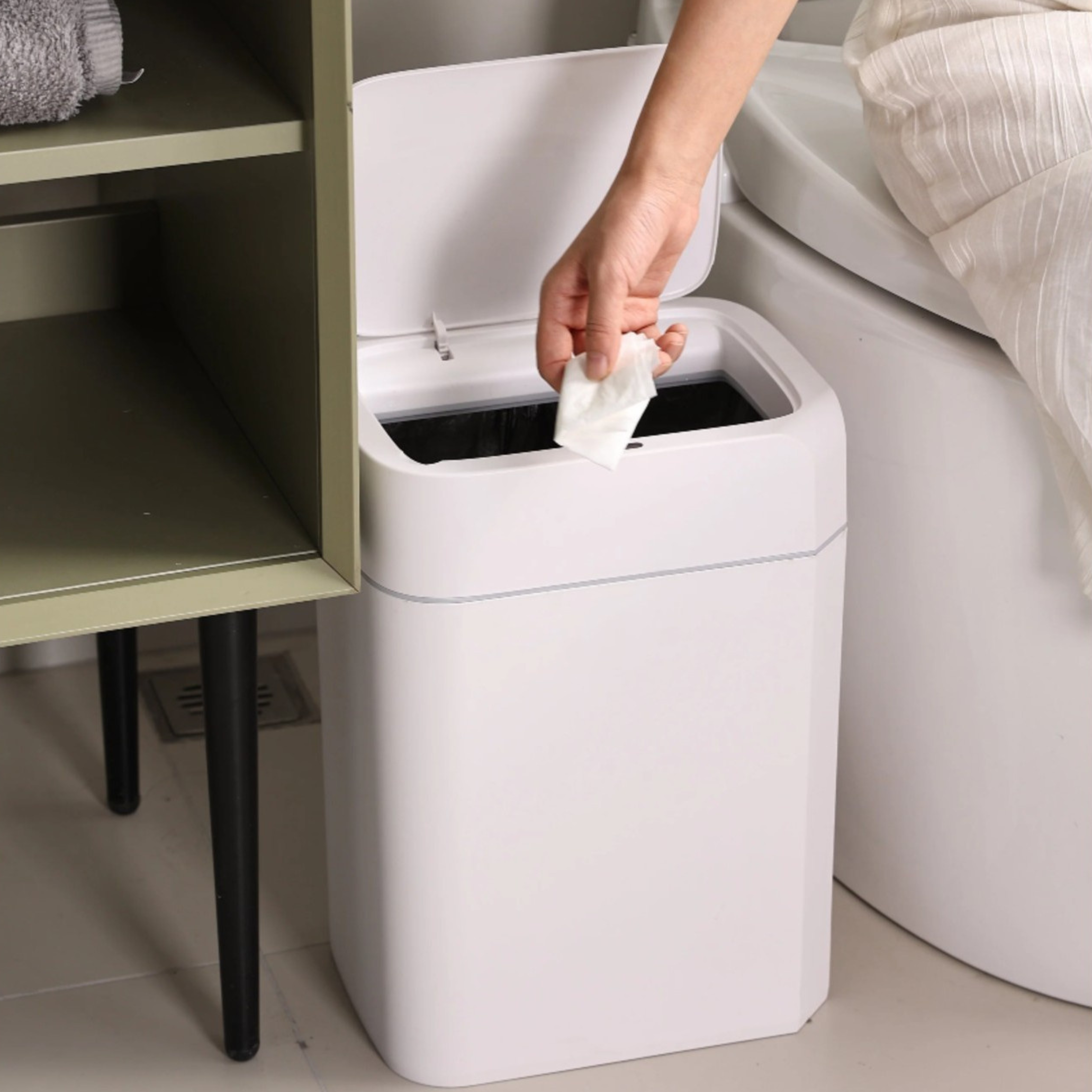 Set 2 Cosuri de Gunoi, 18L/12L cu senzor de miscare infrarosu Koken, Cos gunoi bucatarie, capac automat, silentios, Rezistent la apa IPX5, Design elegant