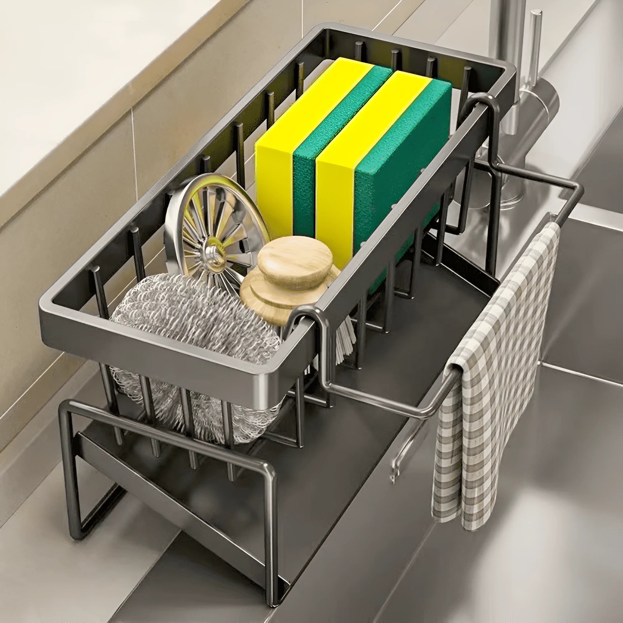 In poza este reprezentat organizatorul pentru chiuveta.