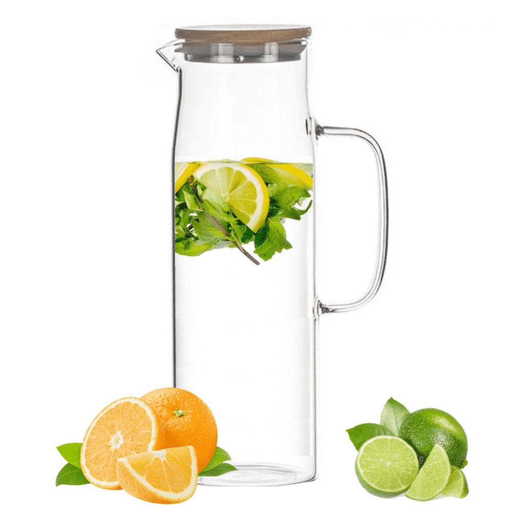 Carafa 1,5 L pentru Apa din sticla borosilicată Koken, recipient cu Capac din bambus si otel inoxidabil, Ulcior 26 x 8,5 cm, rezistenta la apa fierbinte, Transparent/Lemn